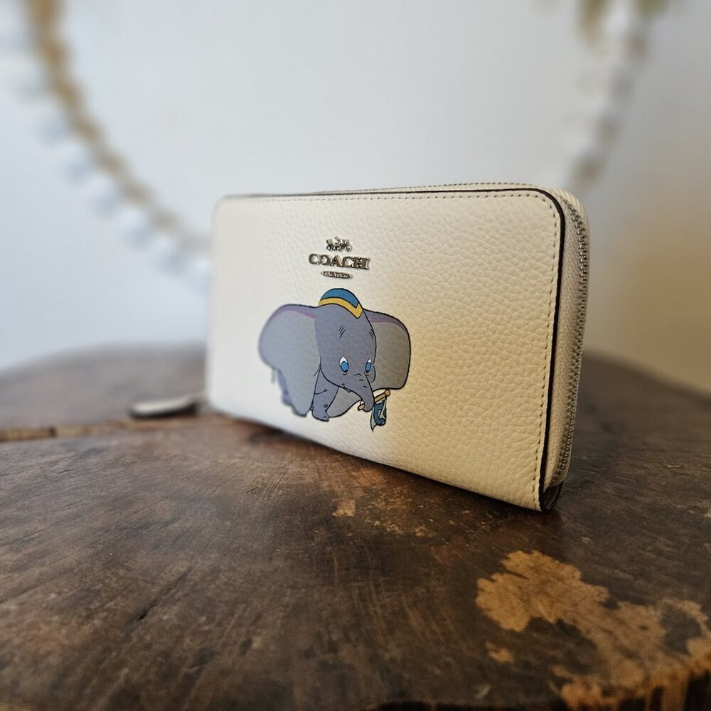 Disney Coach Dumbo Zip Wallet Ivory X Leather Accordion Long Wallet Logo Print - Picture 13 of 16